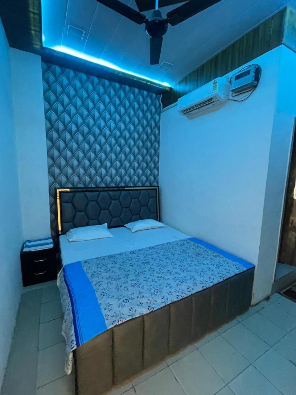 فندق Hari Krishnam Residency ماثورا المظهر الخارجي الصورة